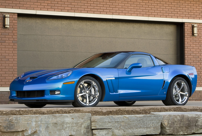 Illustration for article titled 2010 Corvette Grand Sport Pricing Starts At $55,720